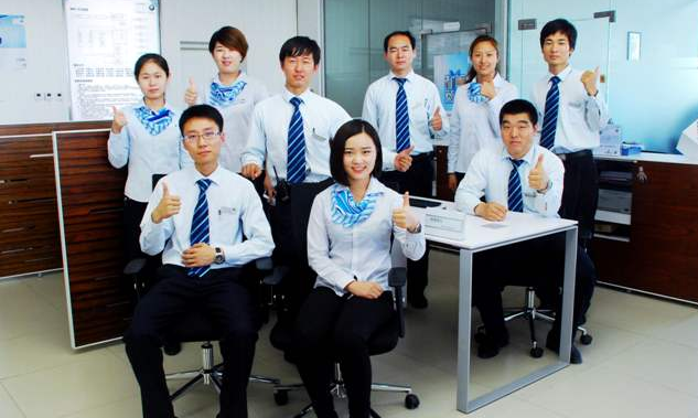 奥克斯空调外机故障灯(如何判断故障原因)。