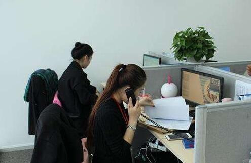 TCL T6L Pro重磅上市！以镜面屏+0.5%LR低反树行业质价比新标杆